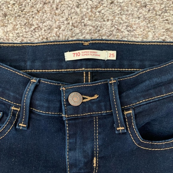 Levi’s Jeans - Picture 6 of 6